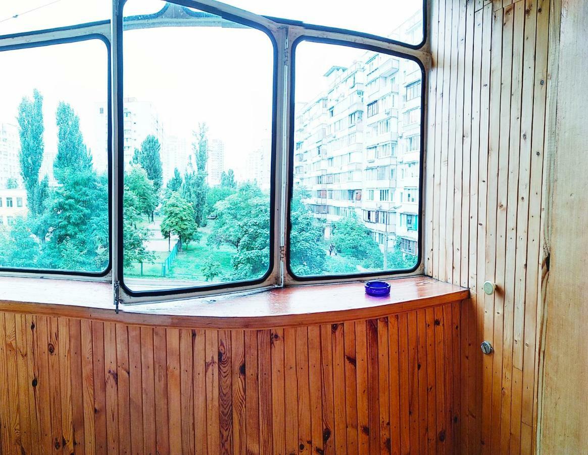 Apartments On Mykilska-Slobidka Kijev Kültér fotó