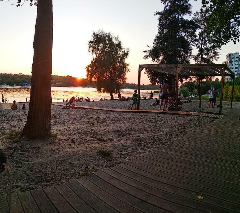 Apartments On Mykilska-Slobidka Kijev Kültér fotó